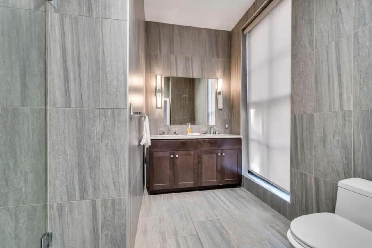 Luxurious Condo, Amazing Location フィラデルフィア エクステリア 写真